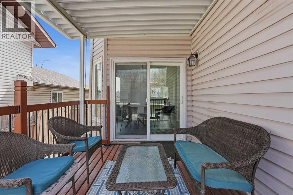 203 Shawglen Road SW — photo 34
