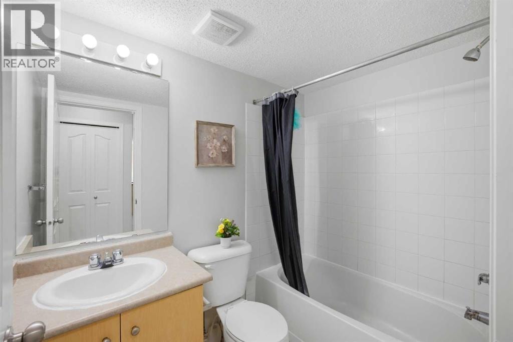 4102, 60 Panatella Street NW — photo 18