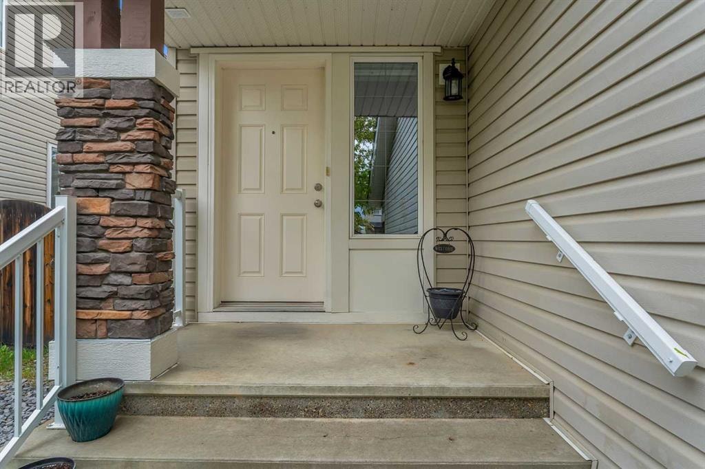 263 Royal Birch Way NW — photo 2