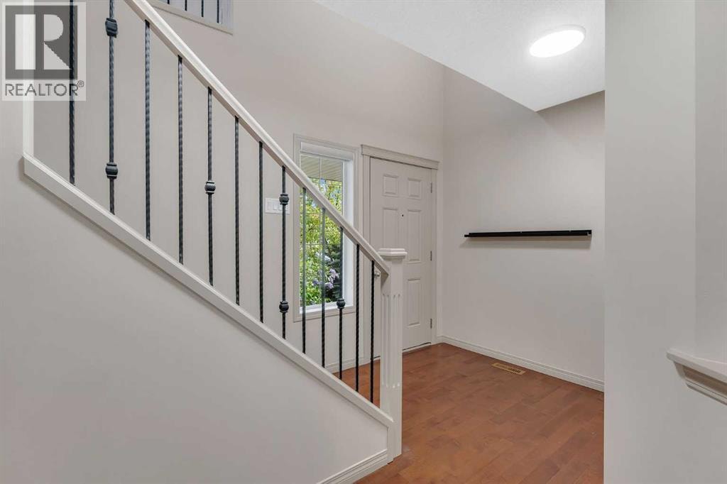 263 Royal Birch Way NW — photo 4