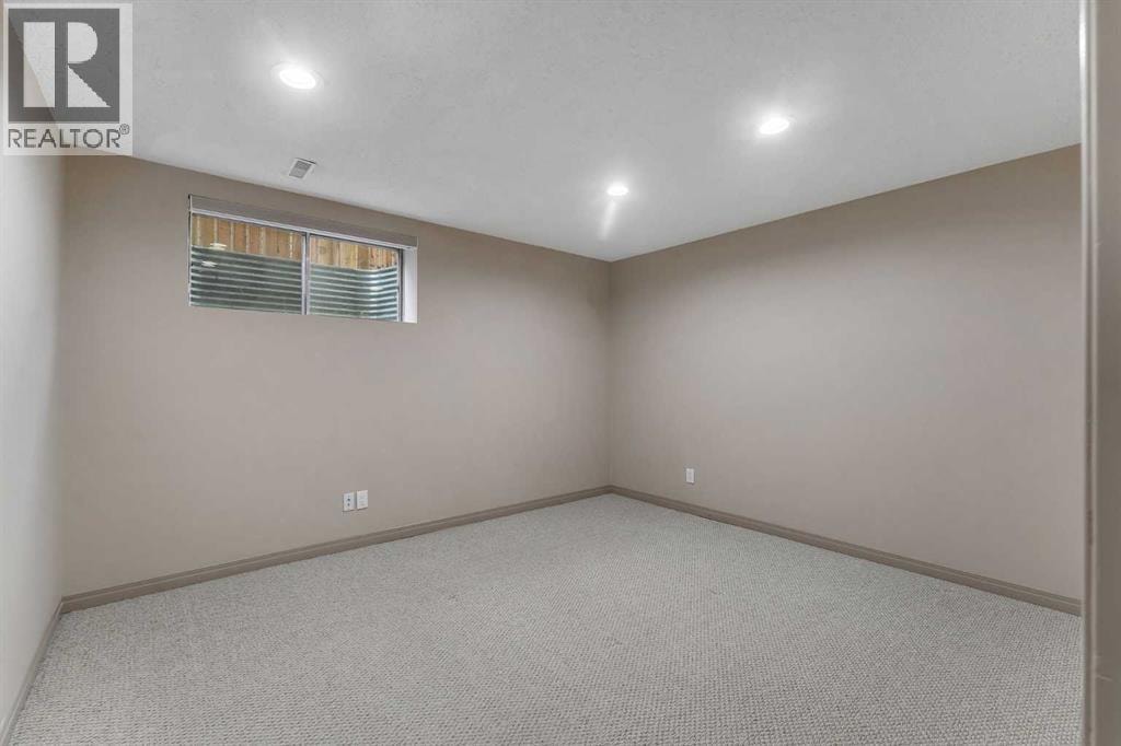 263 Royal Birch Way NW — photo 37
