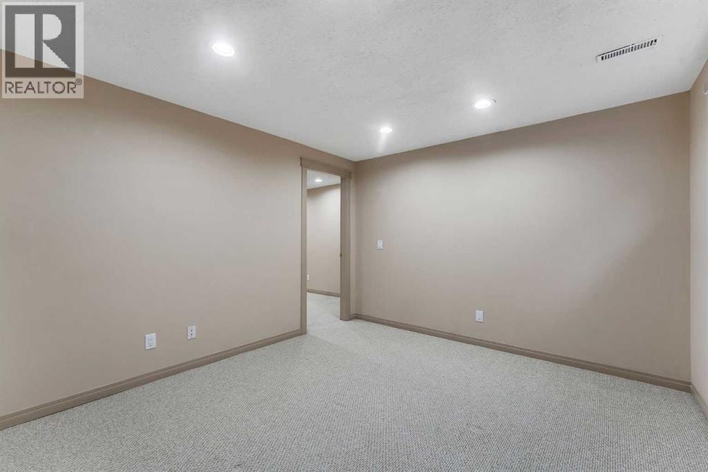 263 Royal Birch Way NW — photo 38