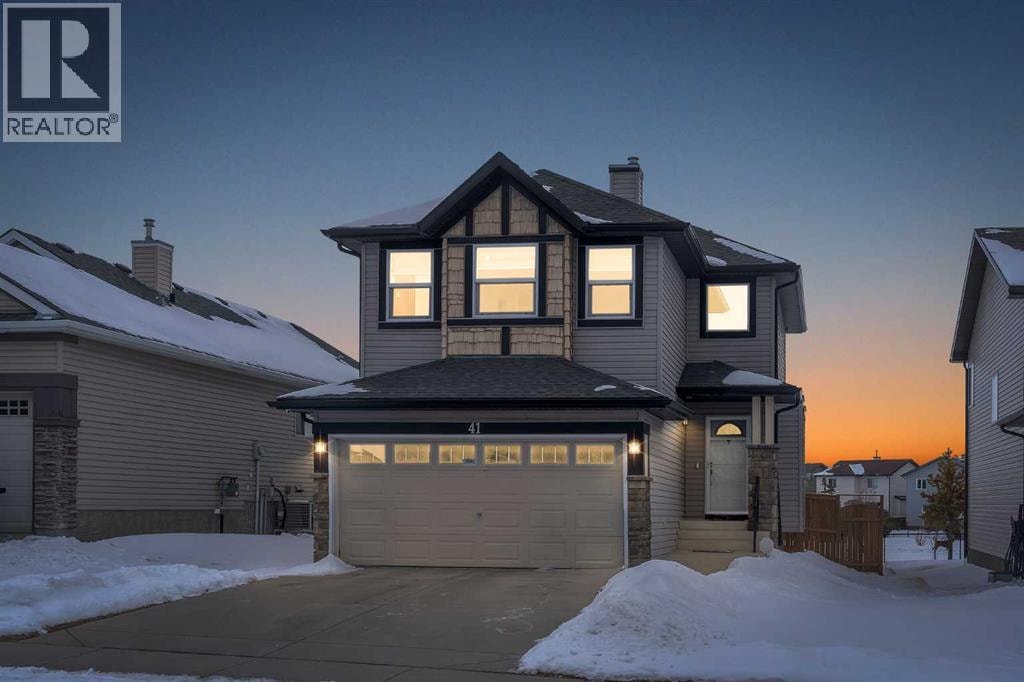 41 Royal Birch Terrace NW — photo 1
