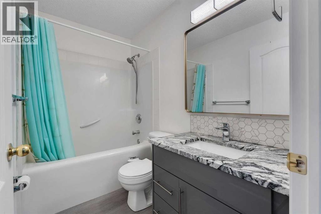 41 Royal Birch Terrace NW — photo 25