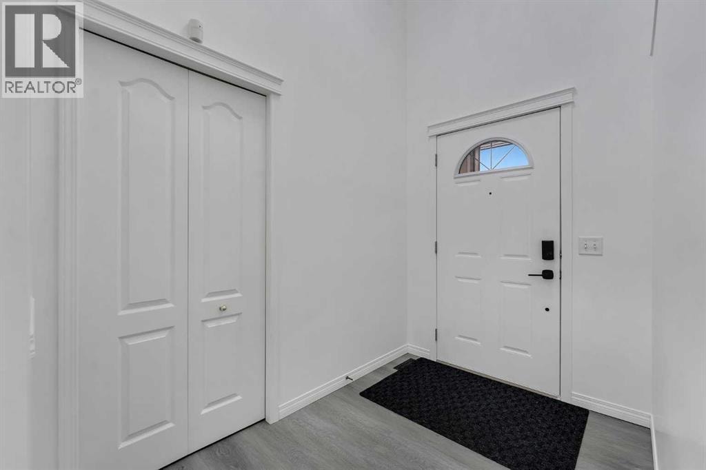 41 Royal Birch Terrace NW — photo 3