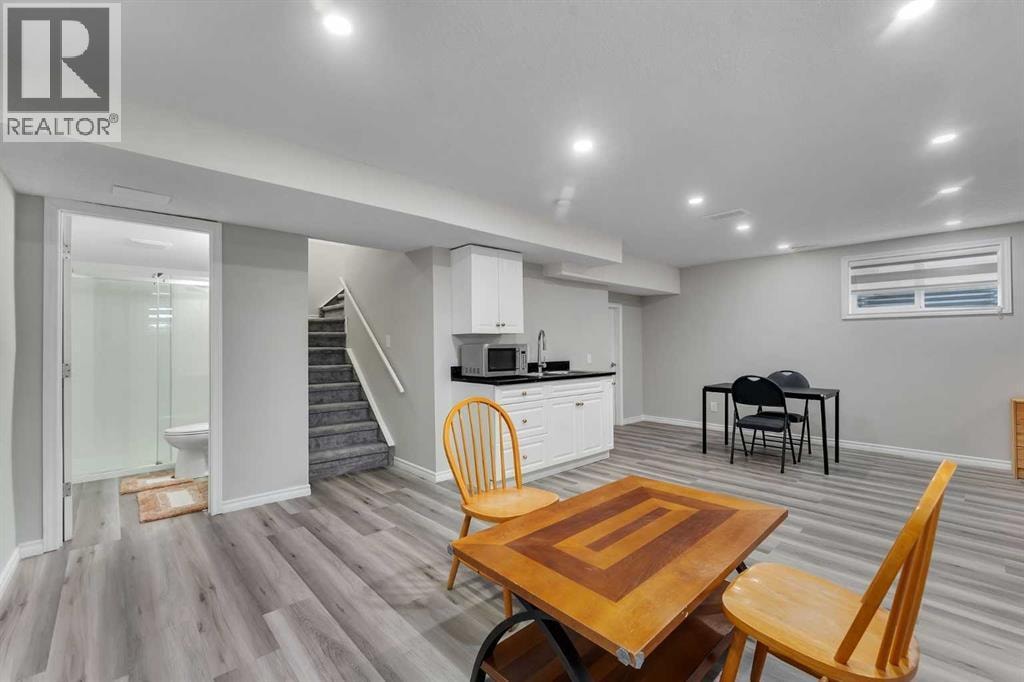41 Royal Birch Terrace NW — photo 30