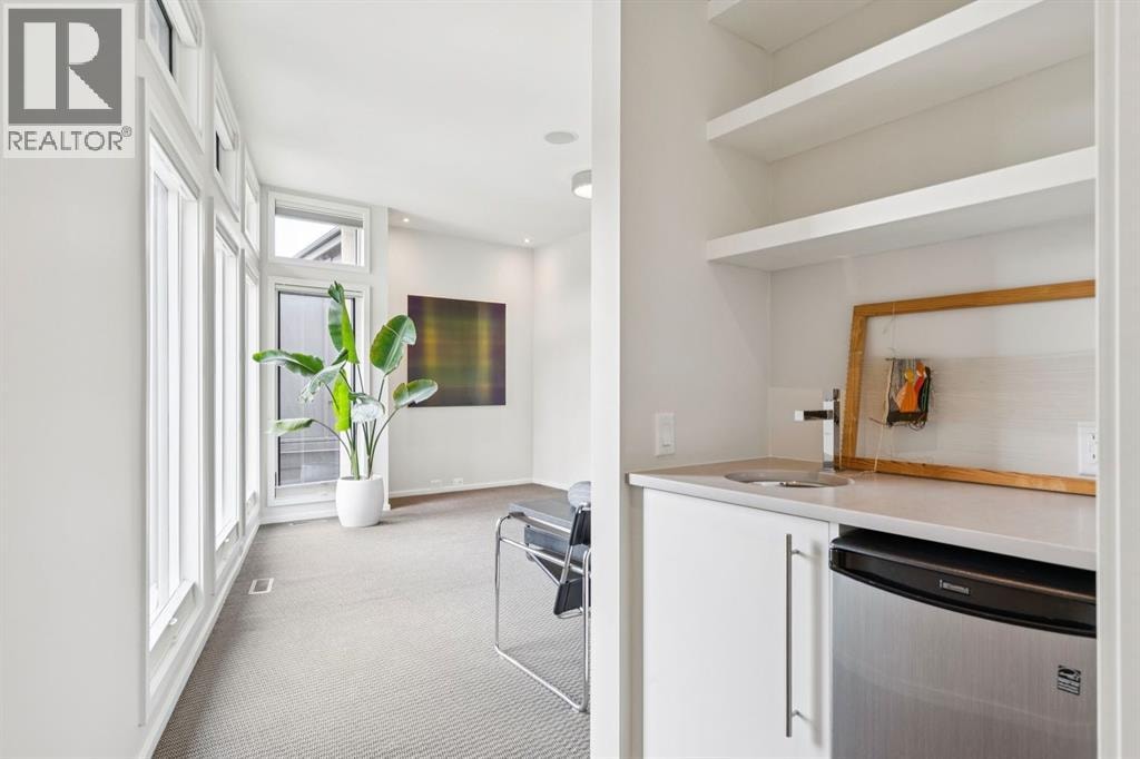 1119 15 Street NW — photo 24