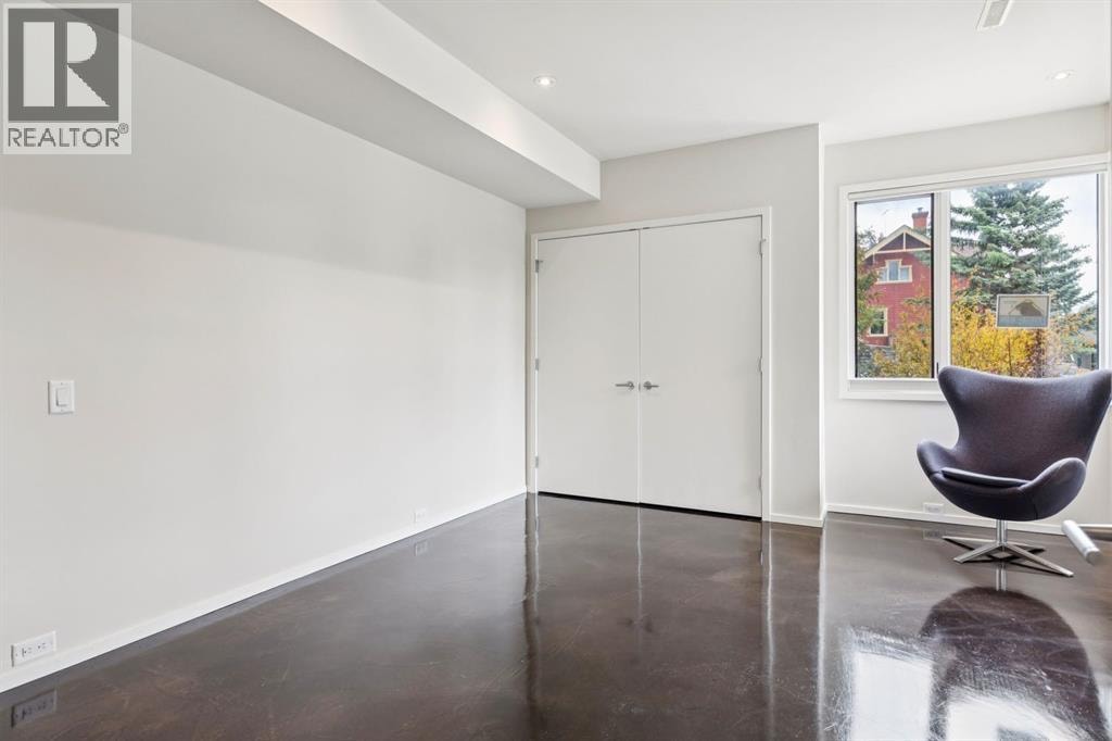 1119 15 Street NW — photo 34
