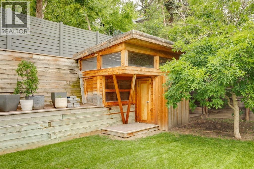1119 15 Street NW — photo 43