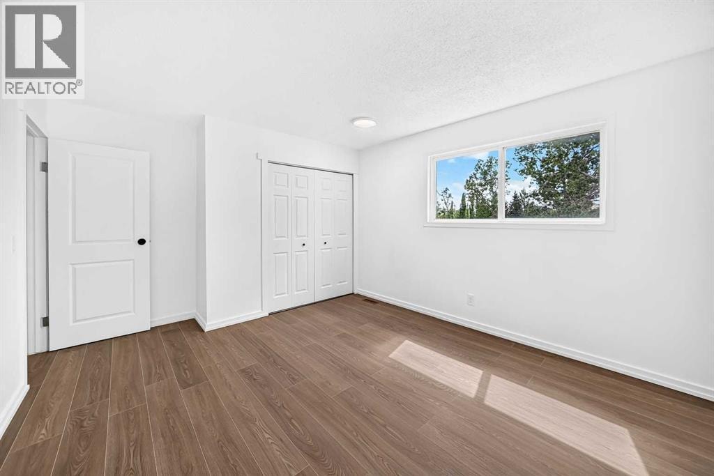 205, 829 Coach Bluff Crescent SW — photo 16