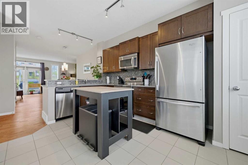 39 Kinlea Common NW — photo 7