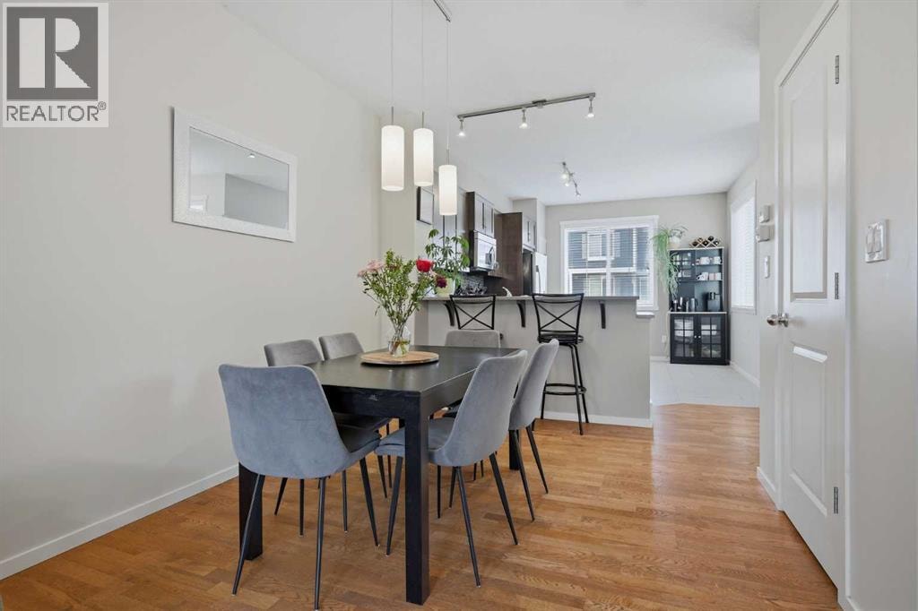 39 Kinlea Common NW — photo 8
