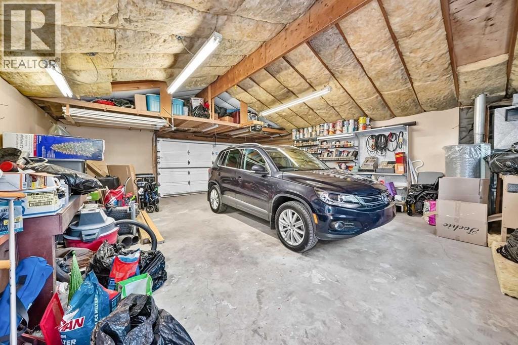 310 Huntham Place NE — photo 35