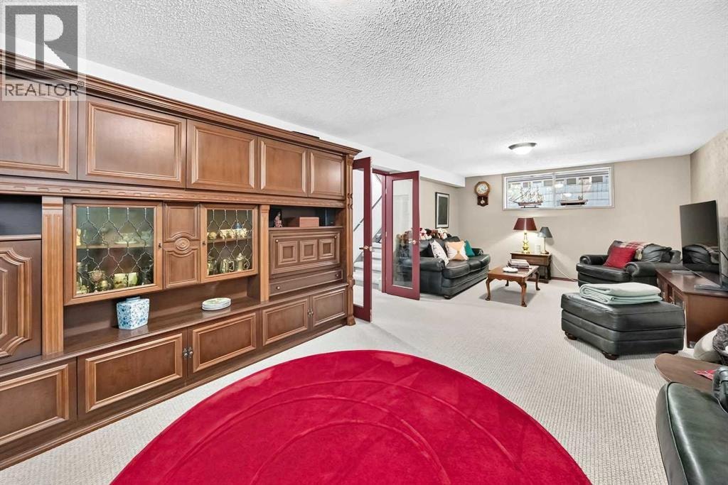 310 Huntham Place NE — photo 28