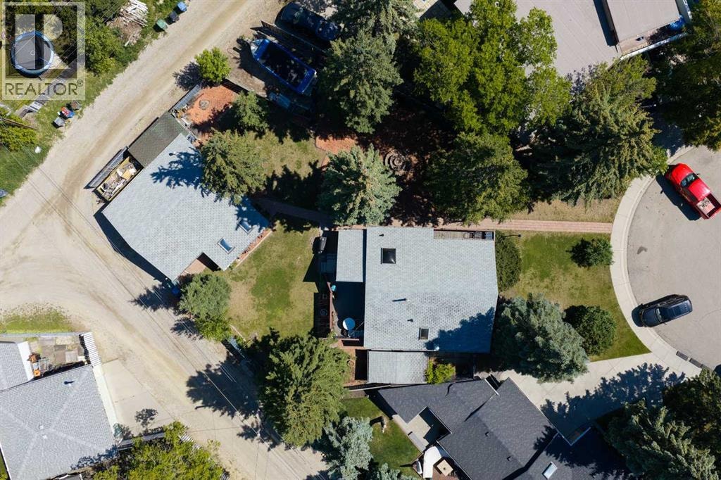 310 Huntham Place NE — photo 3