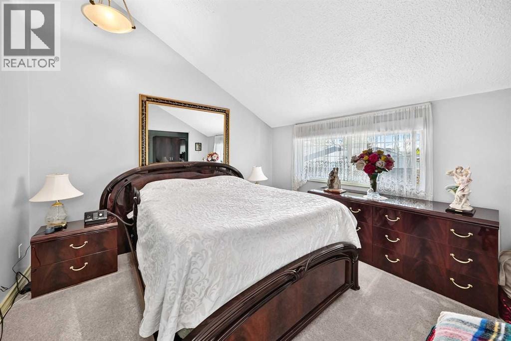 310 Huntham Place NE — photo 18