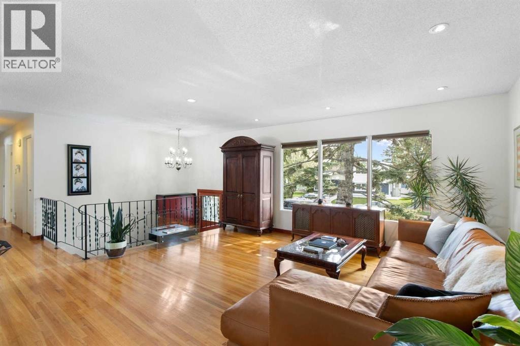 10811 Maplecrest Road SE — photo 5