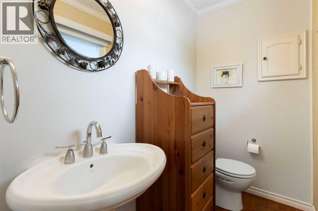 10811 Maplecrest Road SE — photo 14