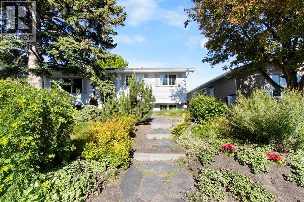 10811 Maplecrest Road SE — photo 3