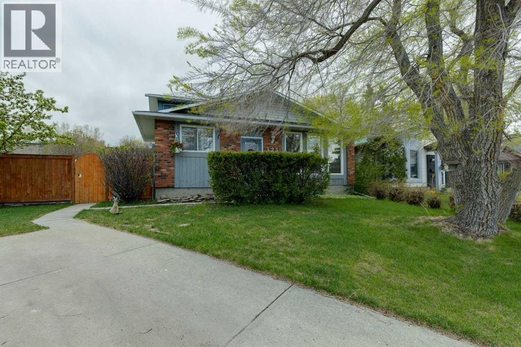 323 Ranchview Place NW