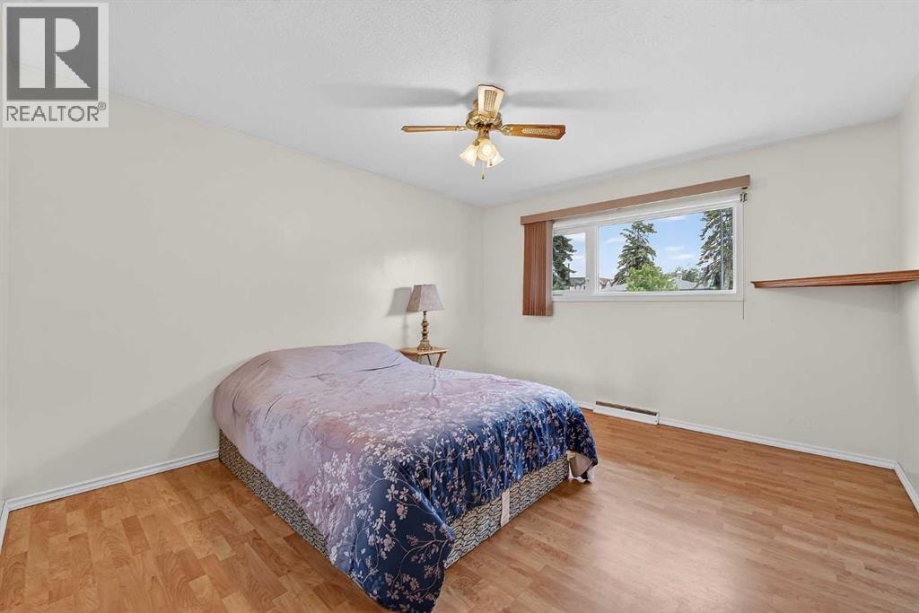 7435 25 Street SE — photo 13