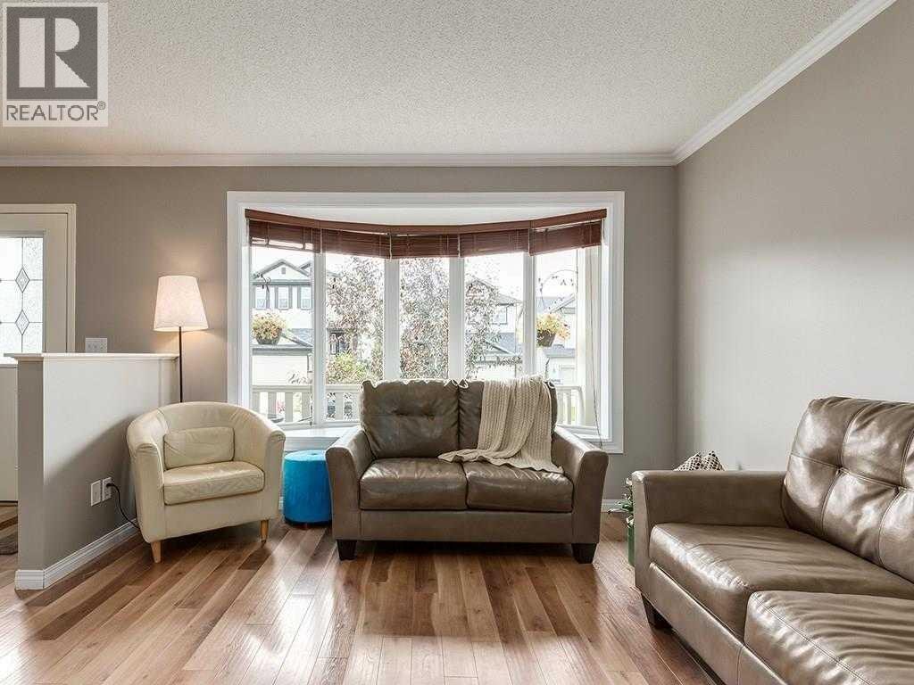 50 Bridlecrest Gardens SW — photo 2