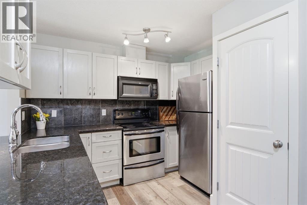 10, 215 Village Terrace SW — photo 10