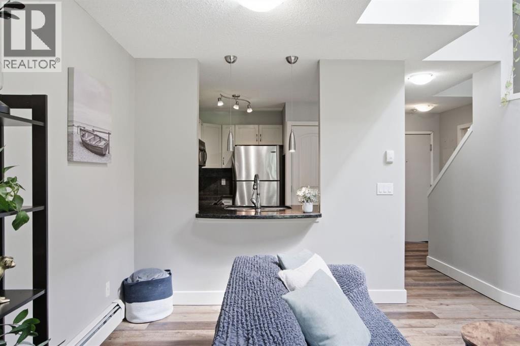 10, 215 Village Terrace SW — photo 21
