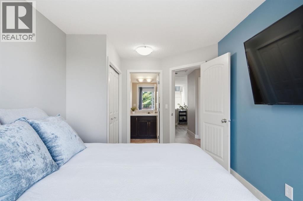 10, 215 Village Terrace SW — photo 35
