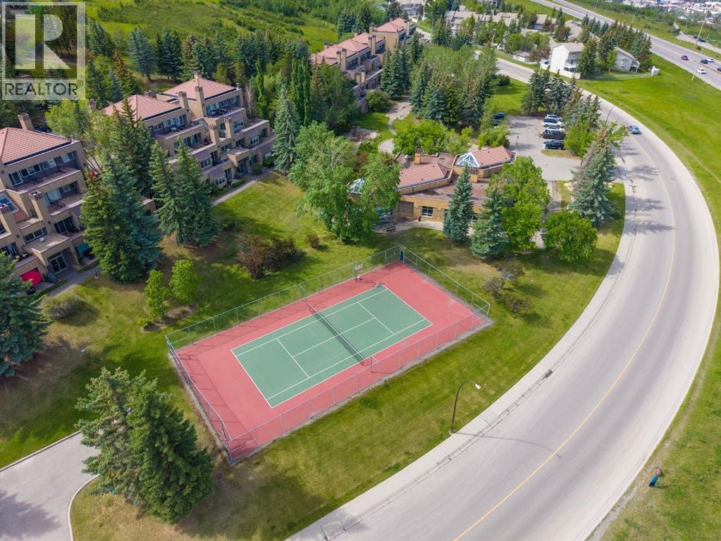 10, 215 Village Terrace SW — photo 47