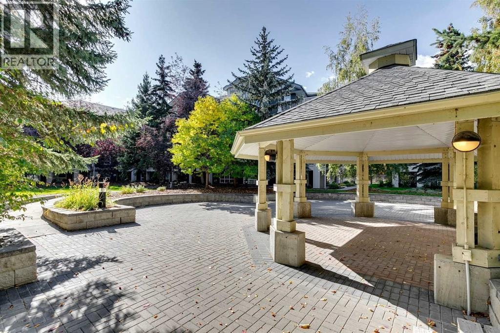 205, 35 Richard Court SW — photo 26