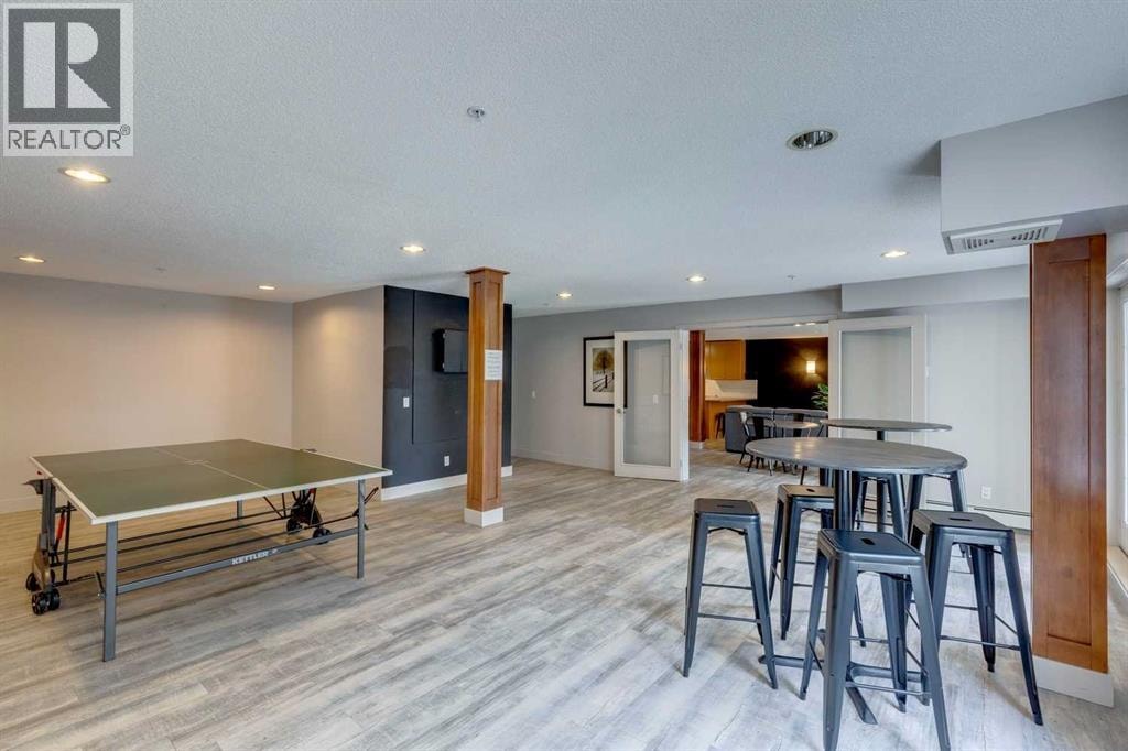 205, 35 Richard Court SW — photo 24