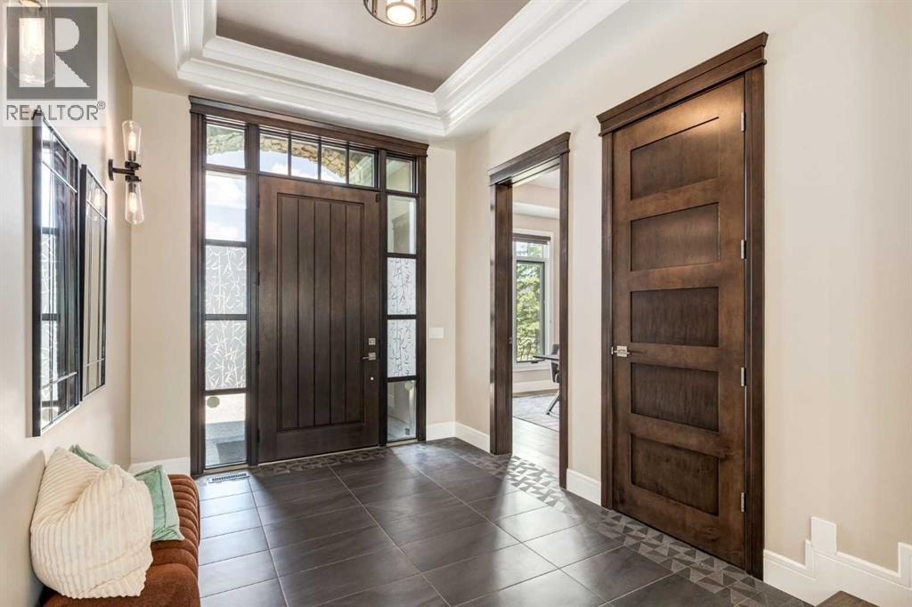 305 Spyglass Way — photo 3