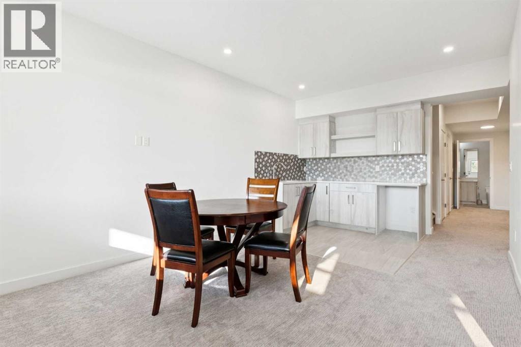 51 Midgrove Drive SW — photo 38