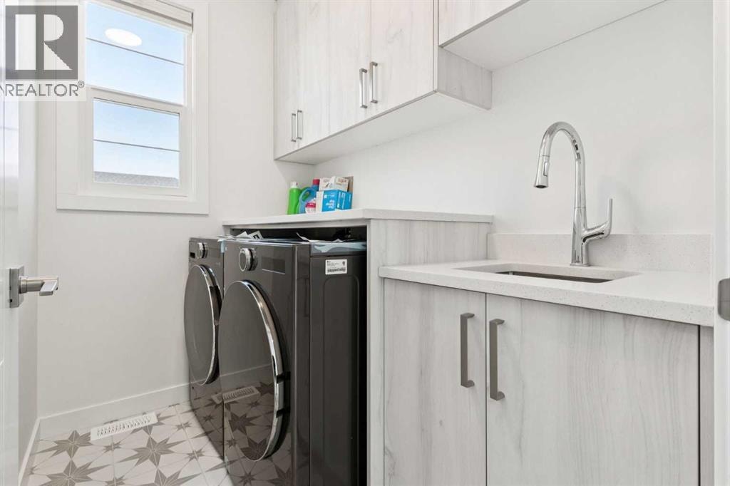 51 Midgrove Drive SW — photo 35