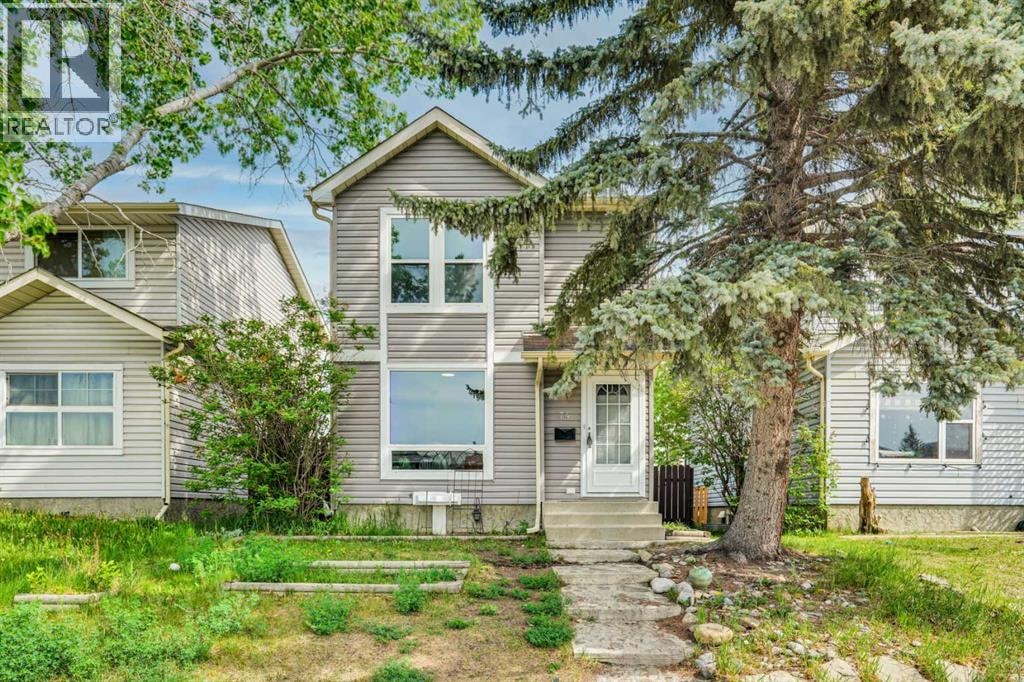 74 Castledale Way NE — photo 1