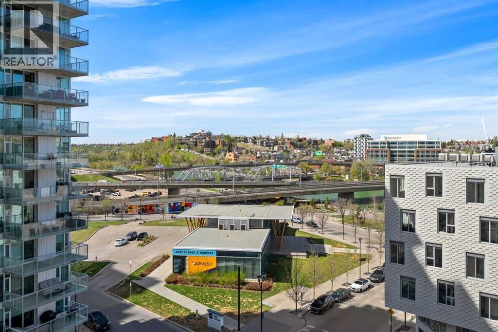 810, 550 Riverfront Avenue SE — photo 21