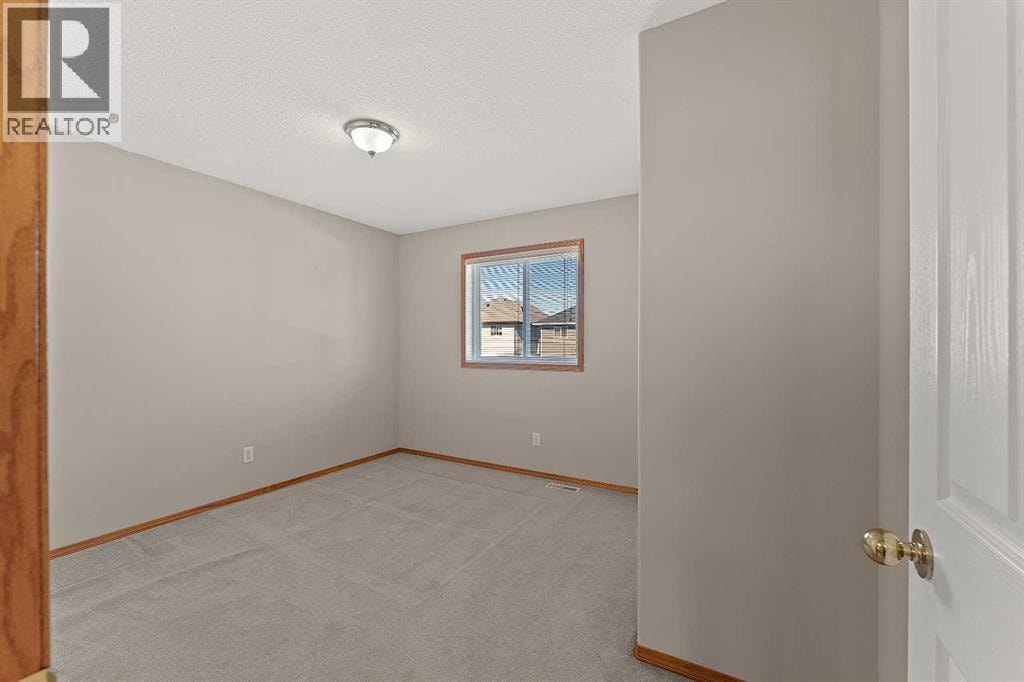 126 Saddleridge Close NE — photo 30
