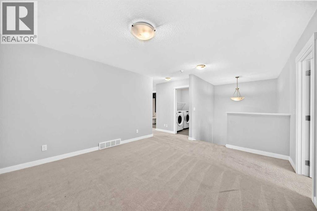 110 Crestbrook Way SW — photo 23