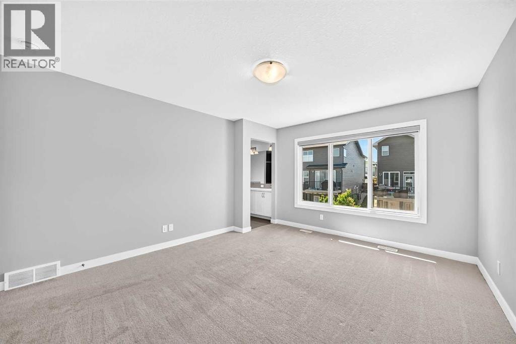 110 Crestbrook Way SW — photo 26