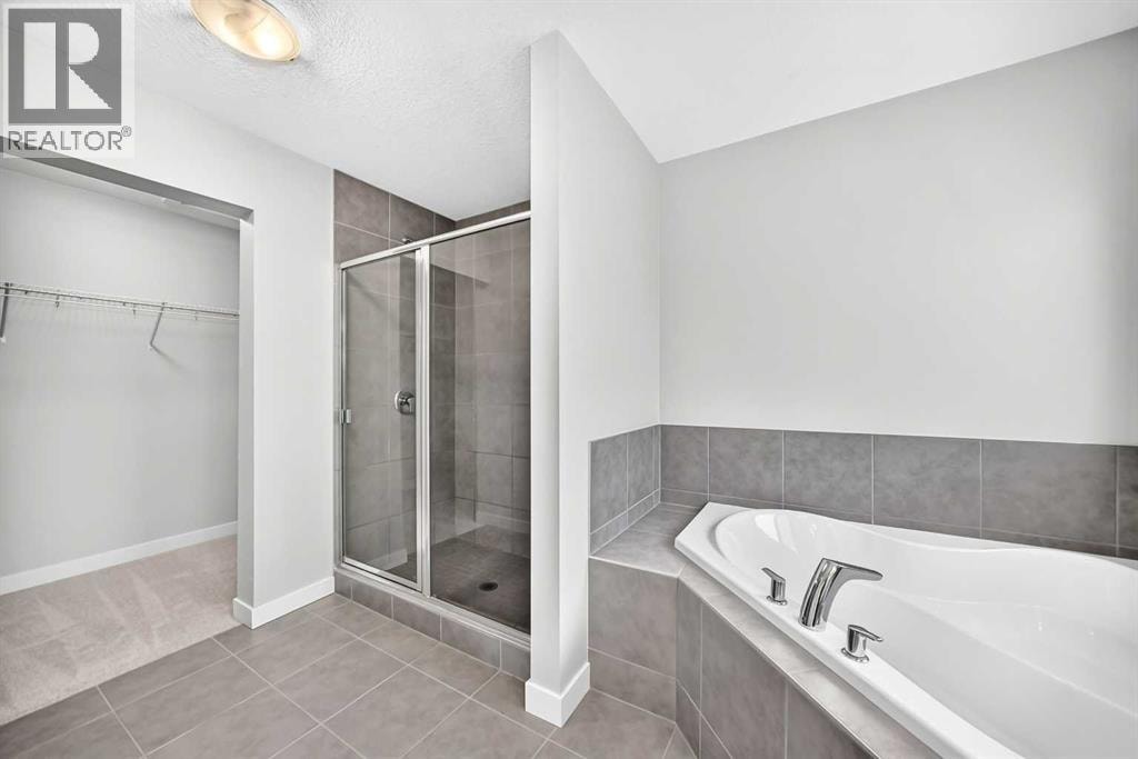 110 Crestbrook Way SW — photo 30