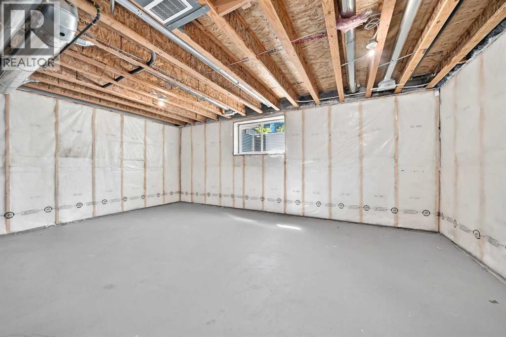 110 Crestbrook Way SW — photo 43