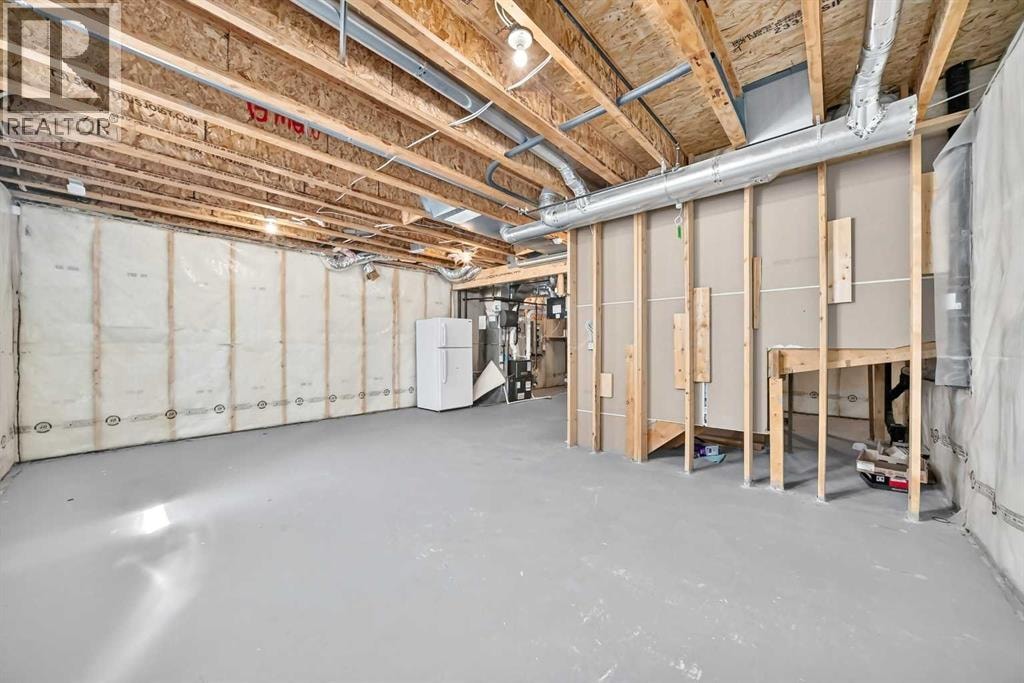 110 Crestbrook Way SW — photo 46