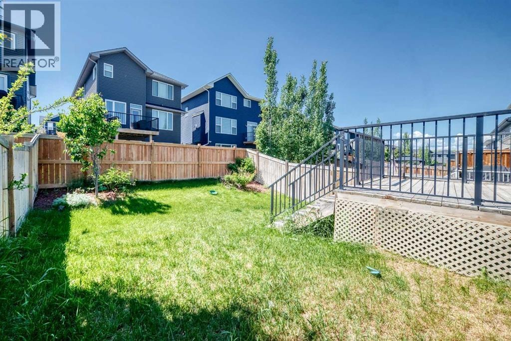 110 Crestbrook Way SW — photo 49