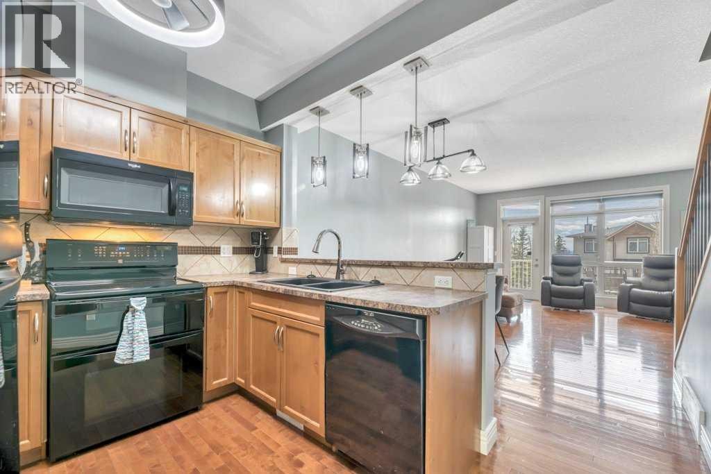 8, 172 Rockyledge View NW — photo 5