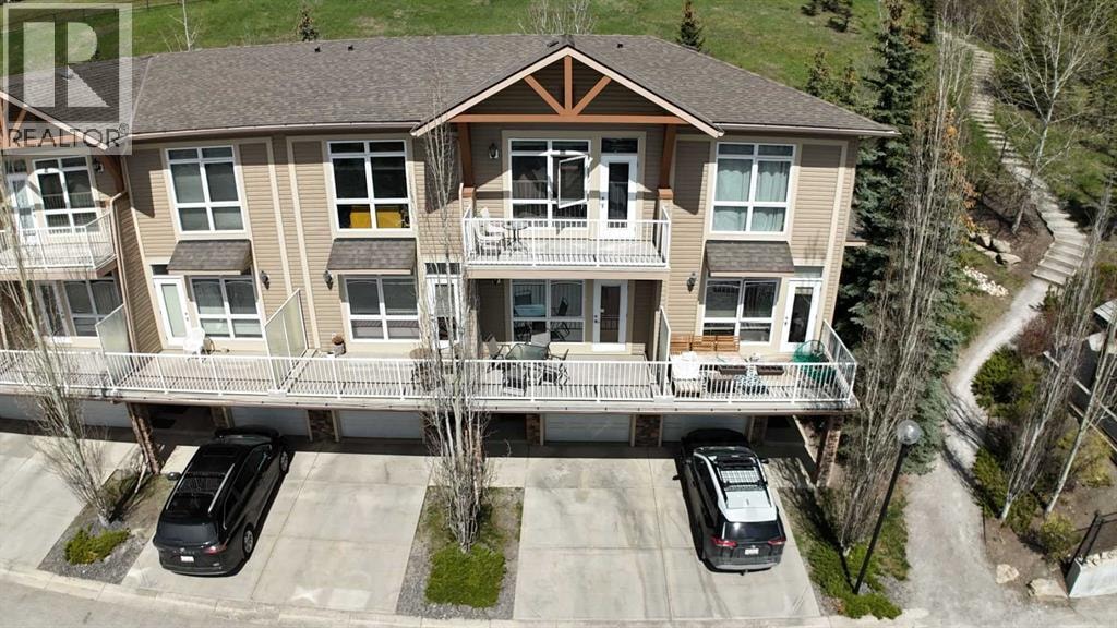 8, 172 Rockyledge View NW — photo 1