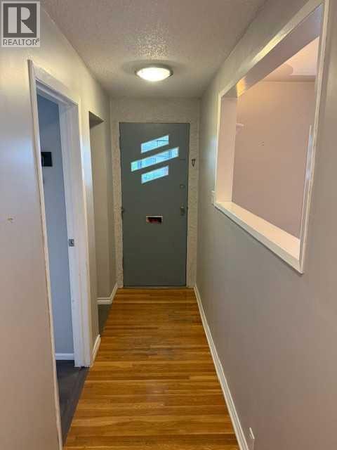 1613 22 Avenue NW — photo 15
