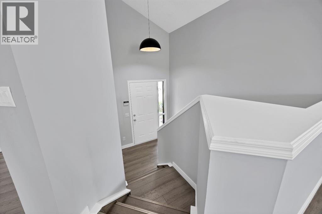 288 Saddlemead Road NE — photo 3