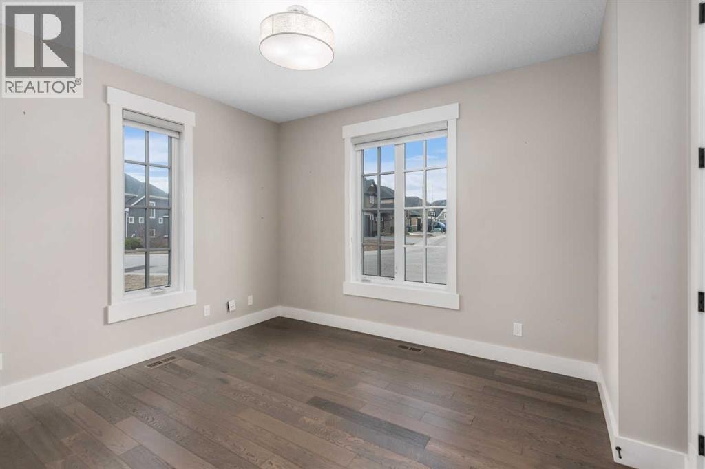 45 Rockcliff Heights NW — photo 8