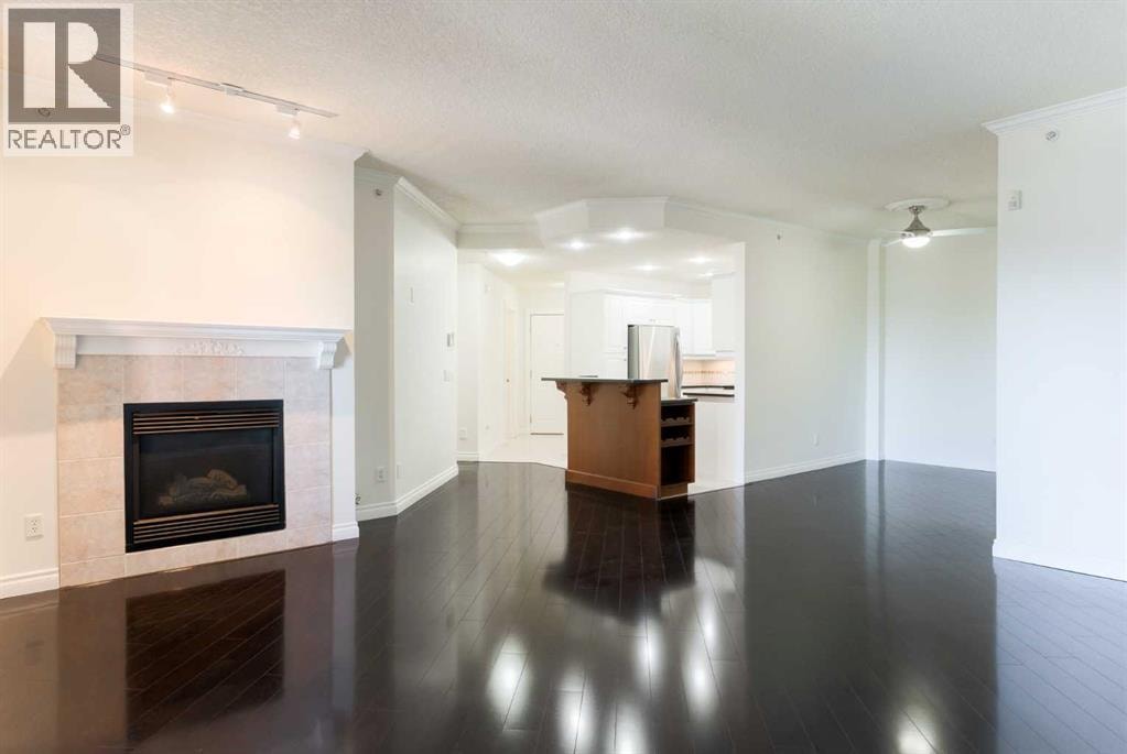 205, 200 Patina Court SW — photo 4